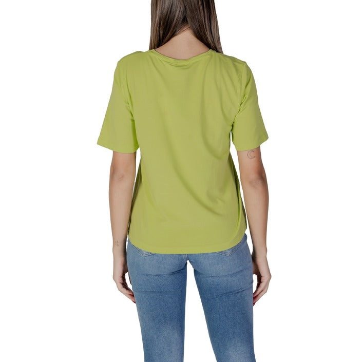 B.young T-Shirt Donna – Stile e Qualità Firmata