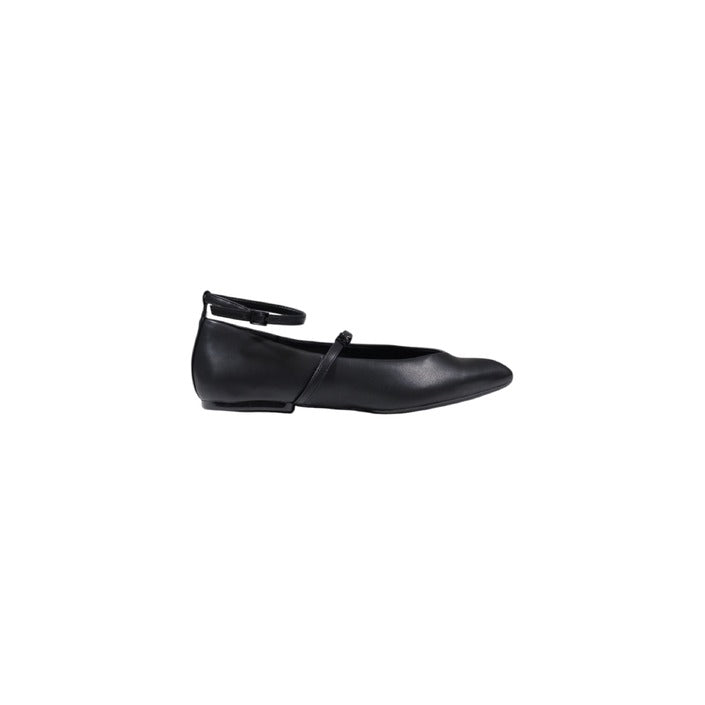 Armani Exchange Scarpe Basse Donna – Stile e Qualità Firmata