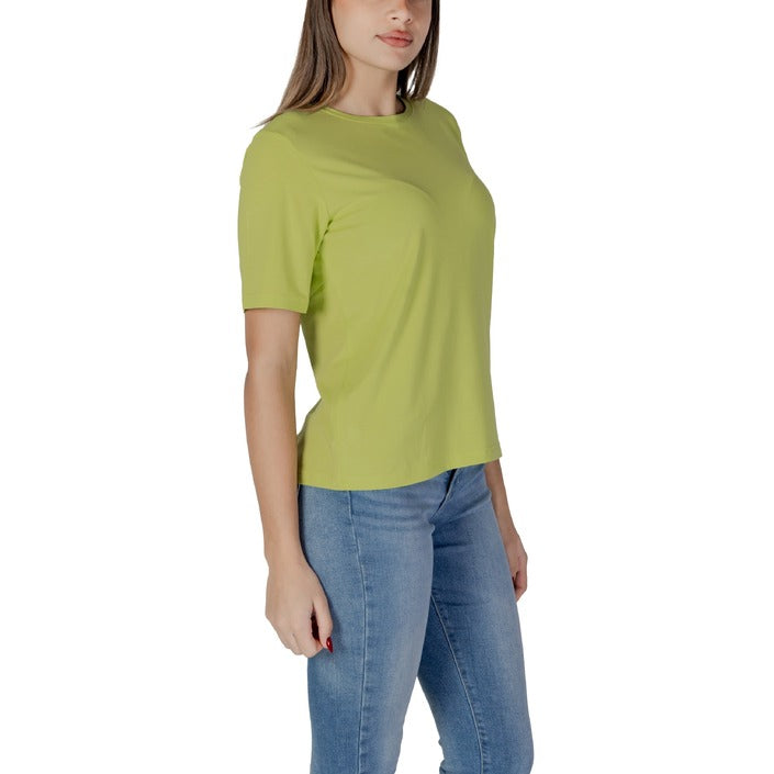 B.young T-Shirt Donna – Stile e Qualità Firmata